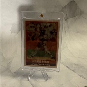 1989 Sportflics Gerald Perry #28 Atlanta Braves Baseball Card Item #ME5156